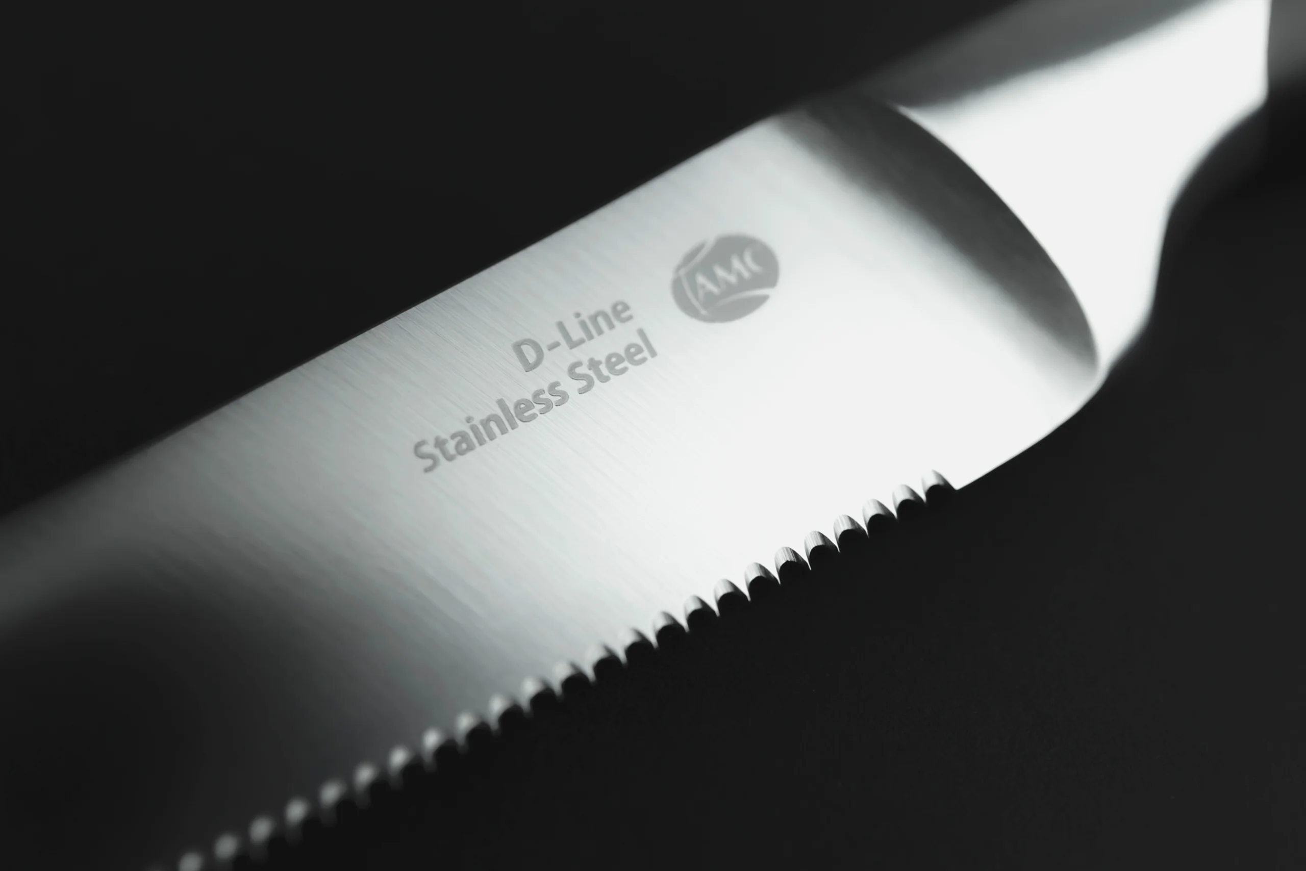 A by AMC D-Line Tomato Knife with Finely Serrated Blade